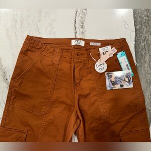BBJ pants new with tags